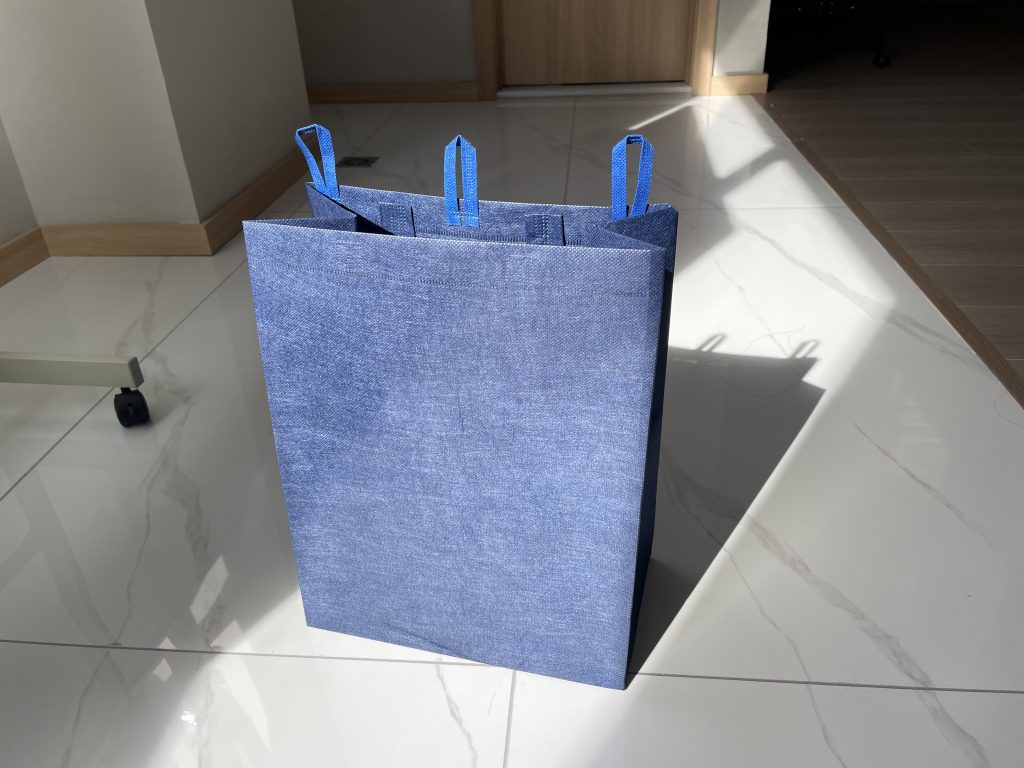 先進的RPET立體袋制袋機有什么用？一篇文章告訴你