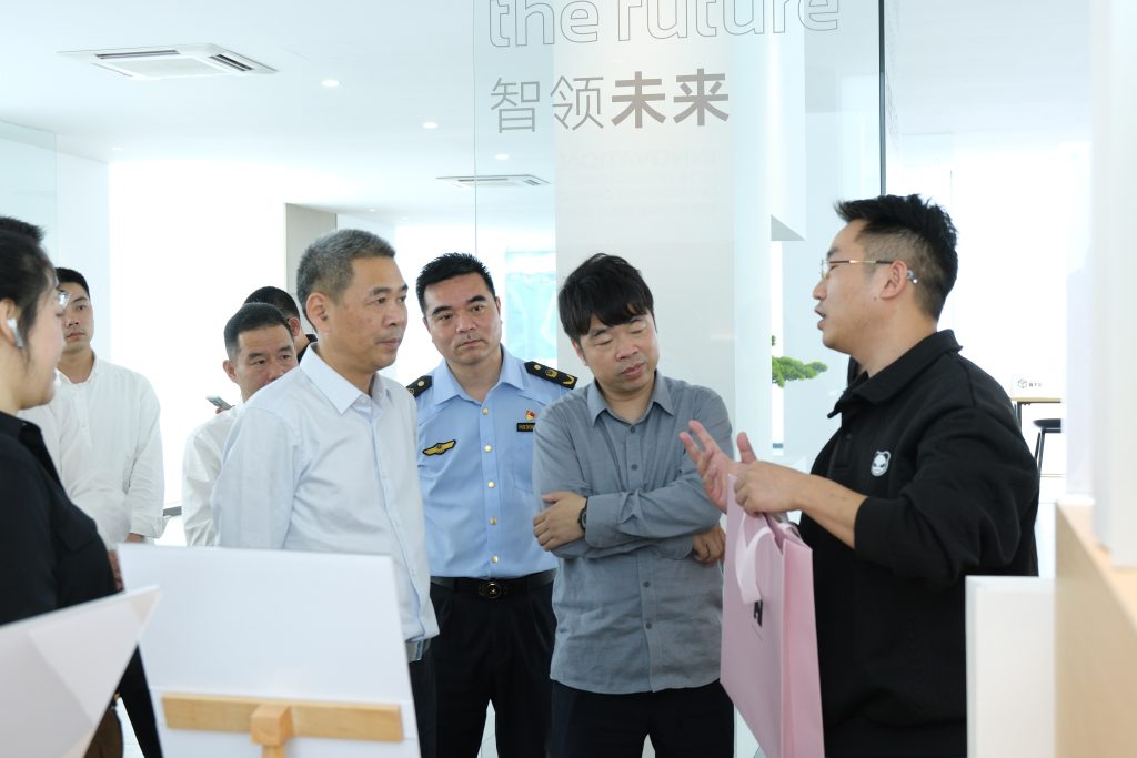 為知識產(chǎn)權(quán)培育保駕護航——市人大主任應(yīng)?？艘恍姓{(diào)研浙江正威機械有限公司